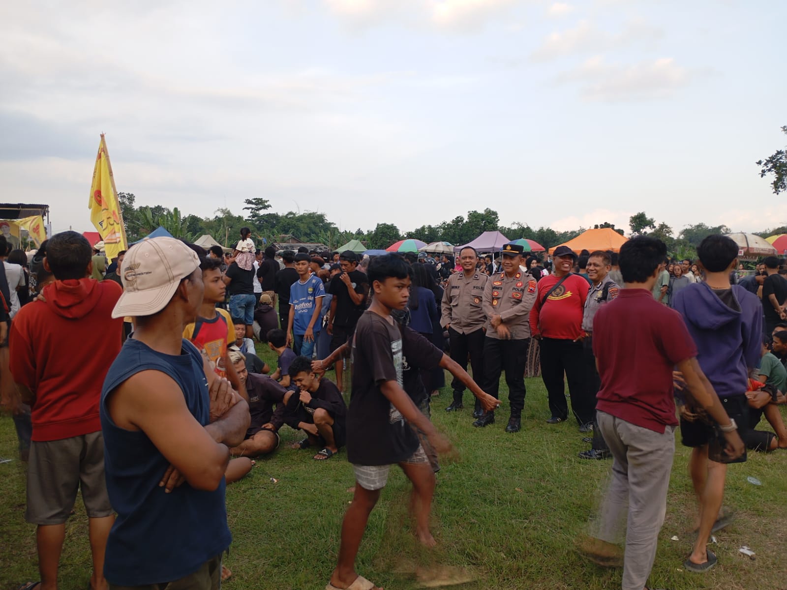 Tak Sekadar Hiburan! Polresta anyumas Sisipkan Pesan Kamtibmas di Tengah Pengamanan Ebeg