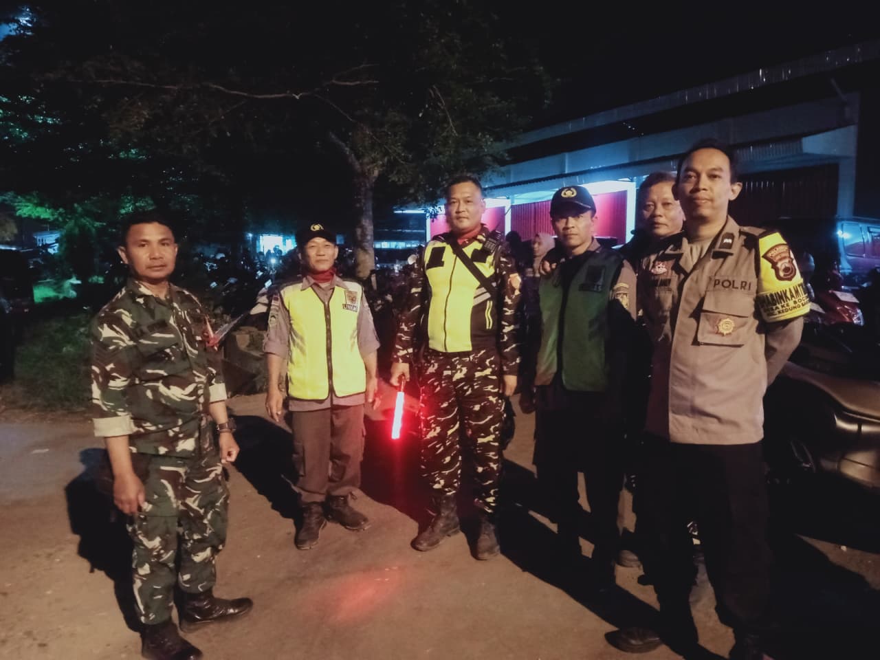 Wayang Kulit Semalam Suntuk Meriahkan Hajatan Warga, Polisi Polsek Kedungbanteng Pastikan Acara Berjalan Aman