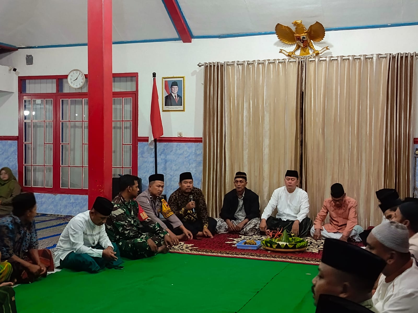 Hadiri Ruwat Bumi, Bhabinkamtibmas Banyumas Perkuat Silaturahmi, Sampaikan Imbauan Kamtibmas