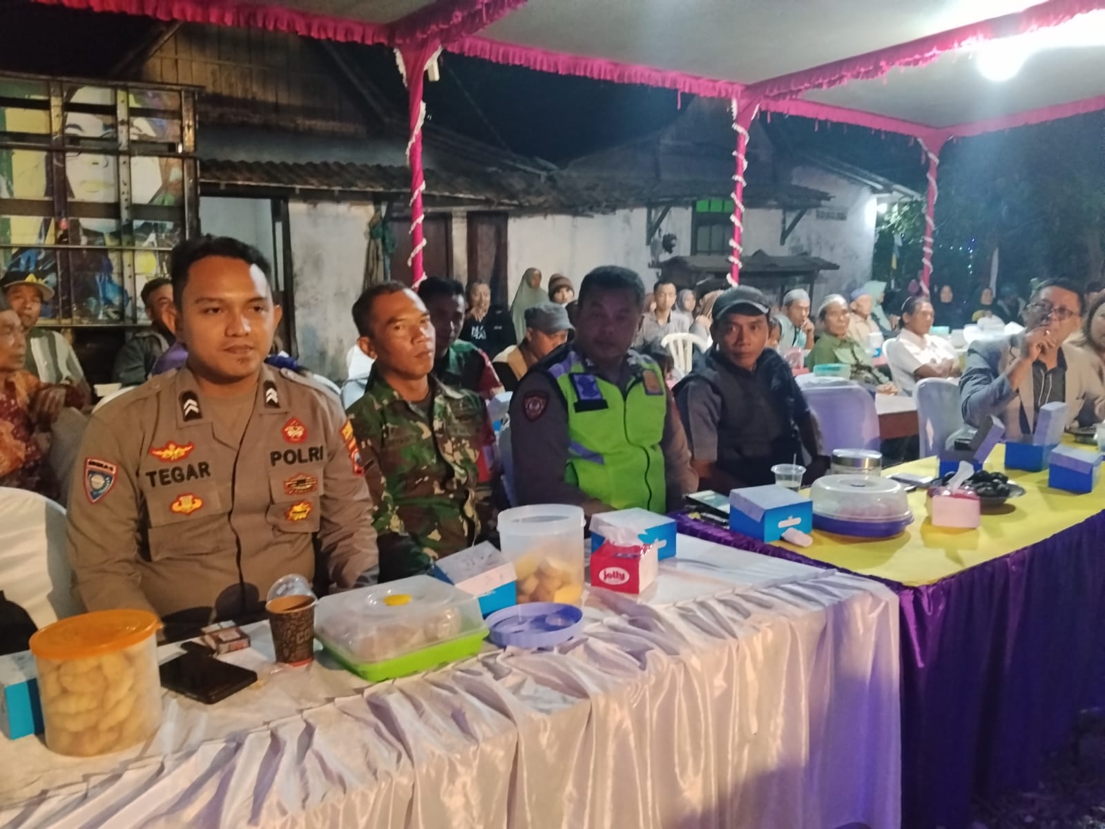 Polsek Wangon Pastikan Pagelaran Seni Laras Budaya Berlangsung Aman dan Kondusif