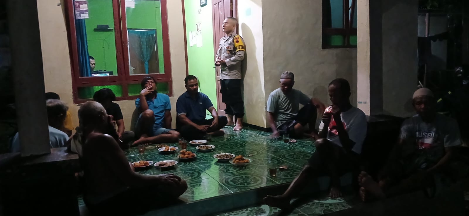 Cegah Kejahatan Digital, Polsek Tambak Polresta Banyumas Ajak Warga Lebih Bijak Bermedsos