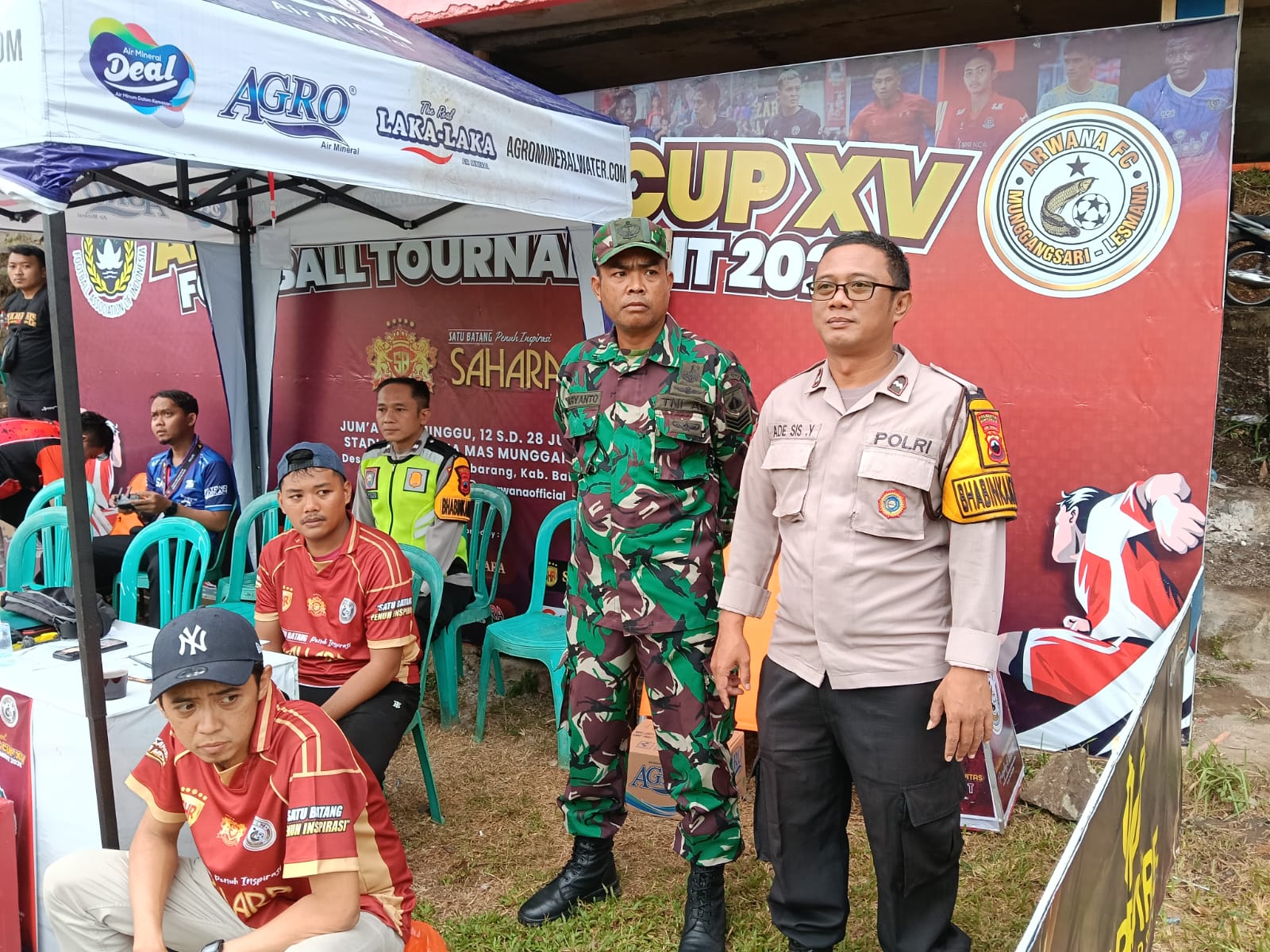 Antusiasme Membludak, Polsek Cilongok Banyumas Kawal Turnamen Sepak Bola Cegah Gangguan Kamtibmas