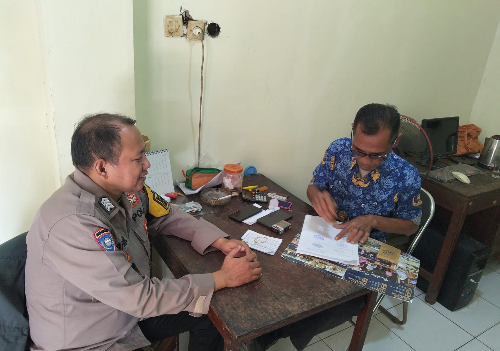 Cegah Kriminalitas, Polsek Kembaran Banyumas Intensif Pantau Aktivitas di Pasar Tradisional