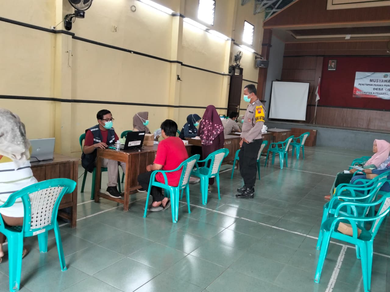 Polsek Sokaraja Turut Dampingi Tracing TBC, Perkuat Upaya Deteksi Dini di Karangnanas