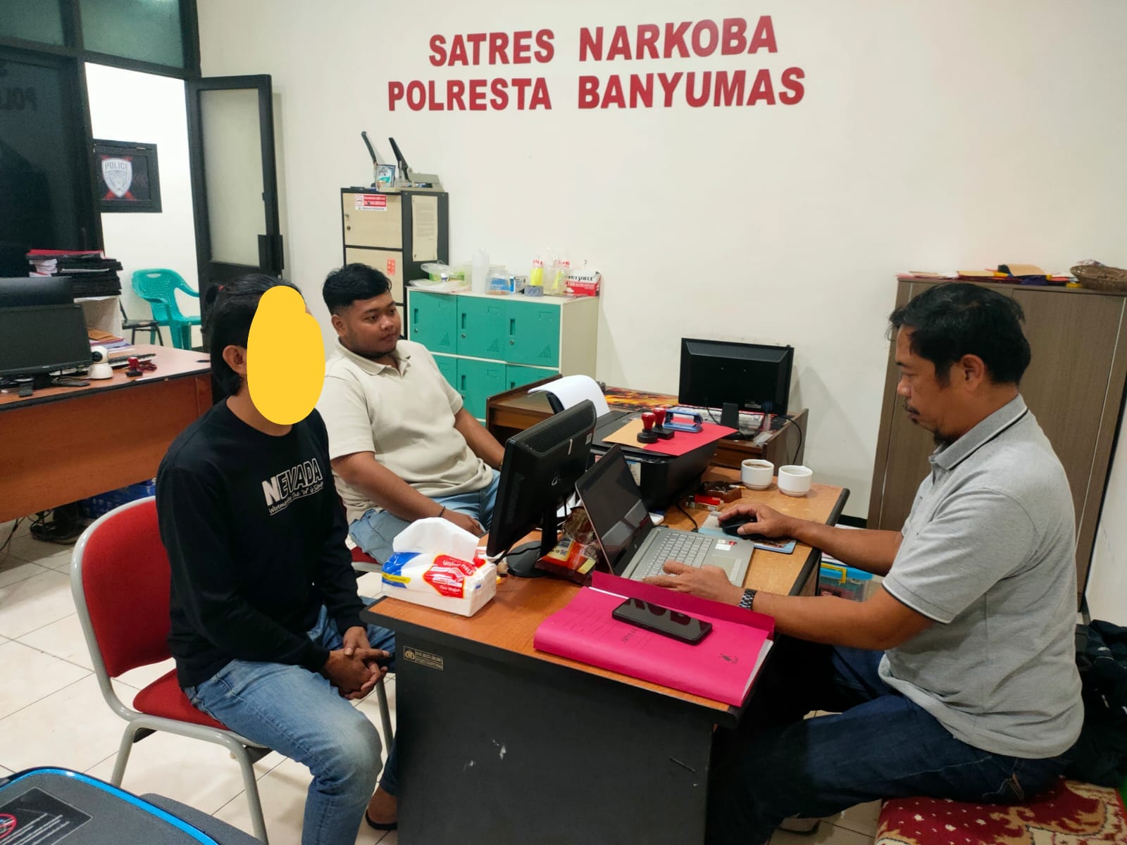Berawal dari Kecurigaan, Satresnarkoba Banyumas Ungkap Pengedar Sabu di Stasiun Purwokerto