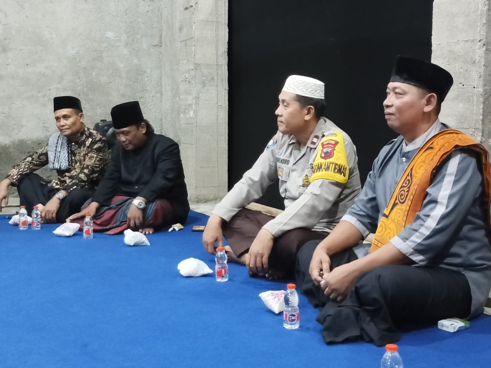 Tarling di Desa Kebanggaan, Bhabinkamtibmas Polsek Sumbang Polresta Banyumas Dorong Warga Aktifkan Siskamling Tangkal 3C