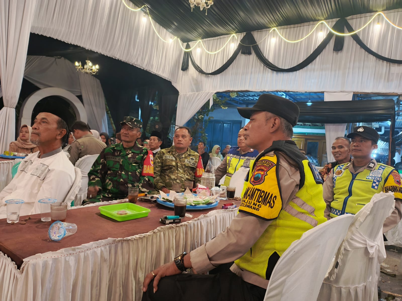 Polsek Jatilawang Kawal Pagelaran Wayang Kulit, Warga Diimbau Waspada Curanmor