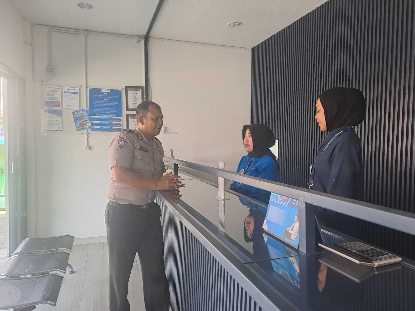 Waspadai Kejahatan 3C, Polsek Purwokerto Utara Imbau Pengelola Pusat Gadai Tingkatkan Pengamanan