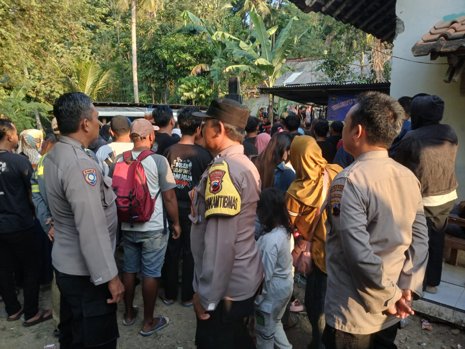 Polisi Amankan Pentas Kuda Lumping di Papringan Banyumas, Jaga Kondusifitas Sekaligus Lestarikan Budaya