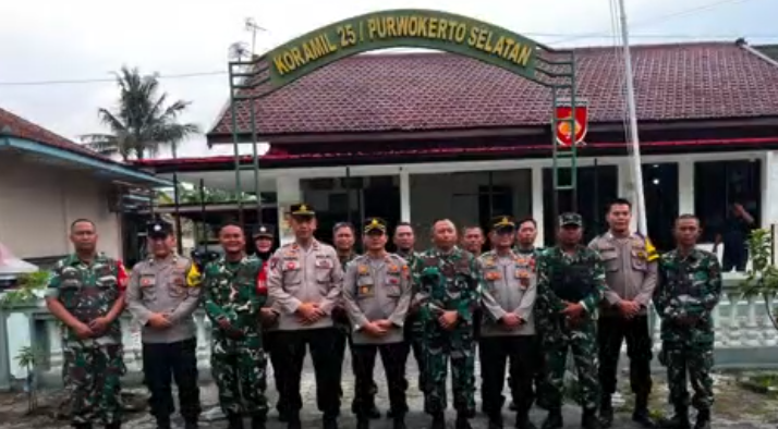 Perkuat Soliditas TNI-Polri, Polsek Purwokerto Selatan Jalin Silaturahmi ke Koramil 25