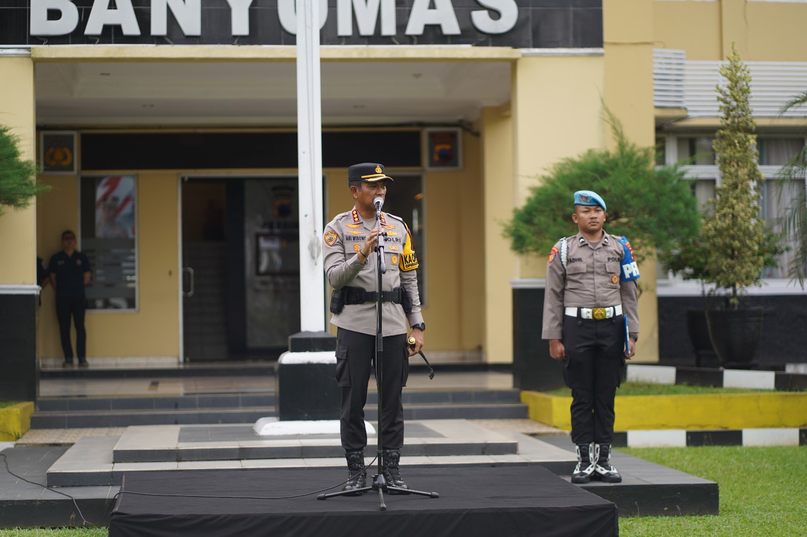 Kapolresta Banyumas Pimpin Apel Konsolidasi Evaluasi Pengamanan Libur Natal 2025