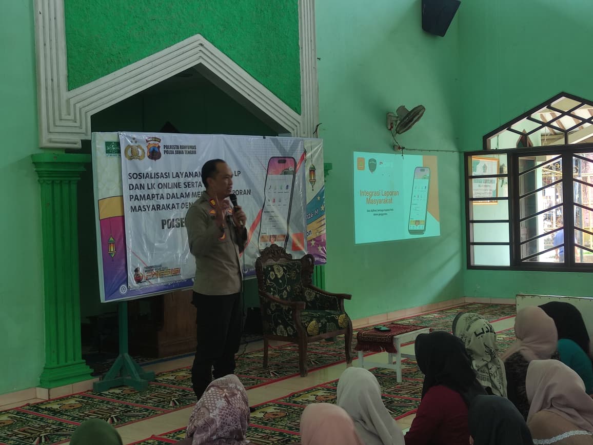 Edukasi Pelajar, Polsek Wangon Polresta Banyumas Sosialisasikan Layanan 110 dan SKCK Online