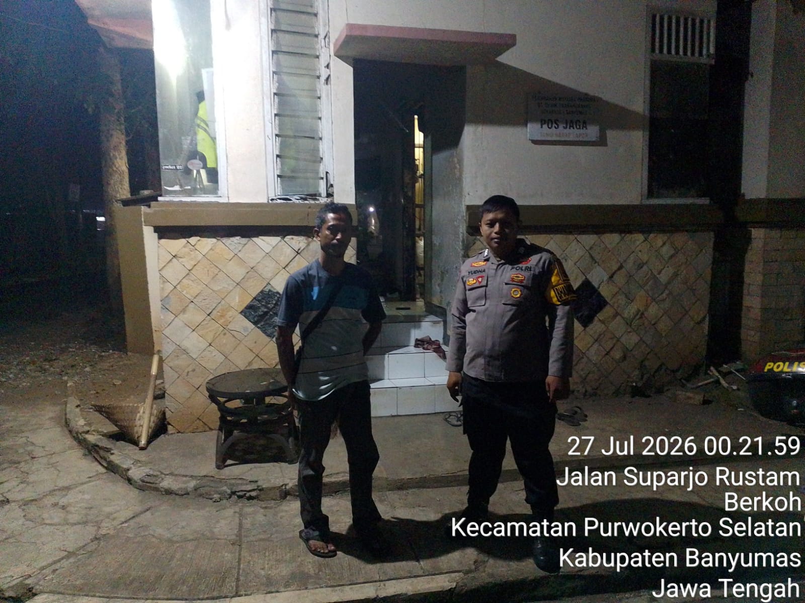 Sambang Petugas Satpam, Bhabinkamtibmas Polsek Kalibagor Banyumas Perkuat Kemitraan Kamtibmas